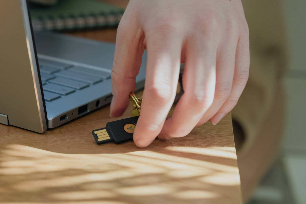 YubiKey の物理セキュリティの改善